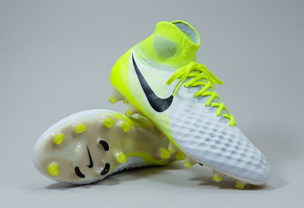 green and white magistas