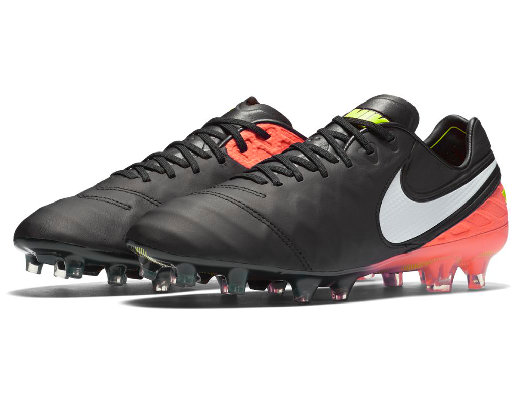 black nike tiempo