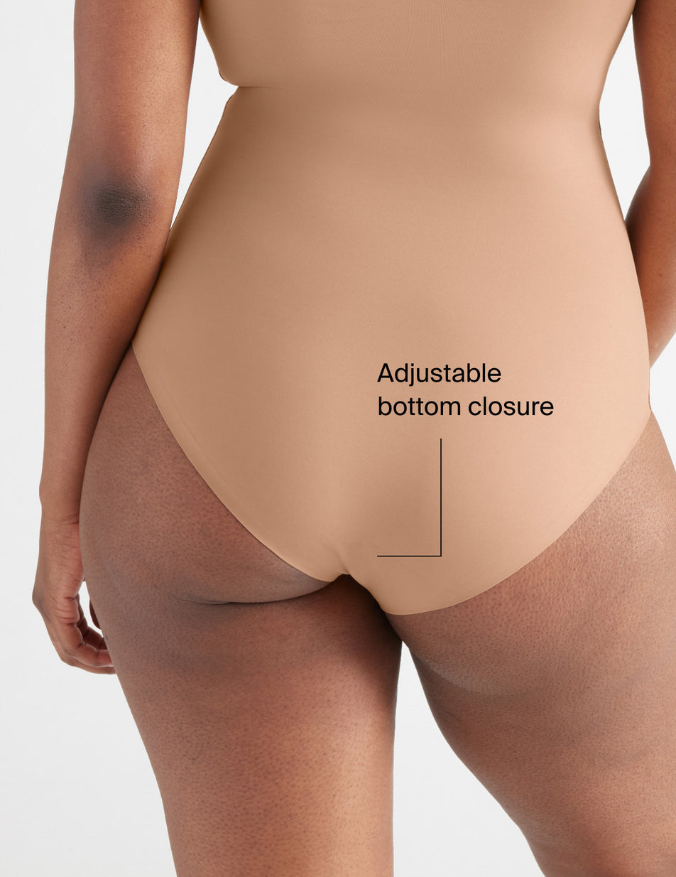 Adjustable bottom closure