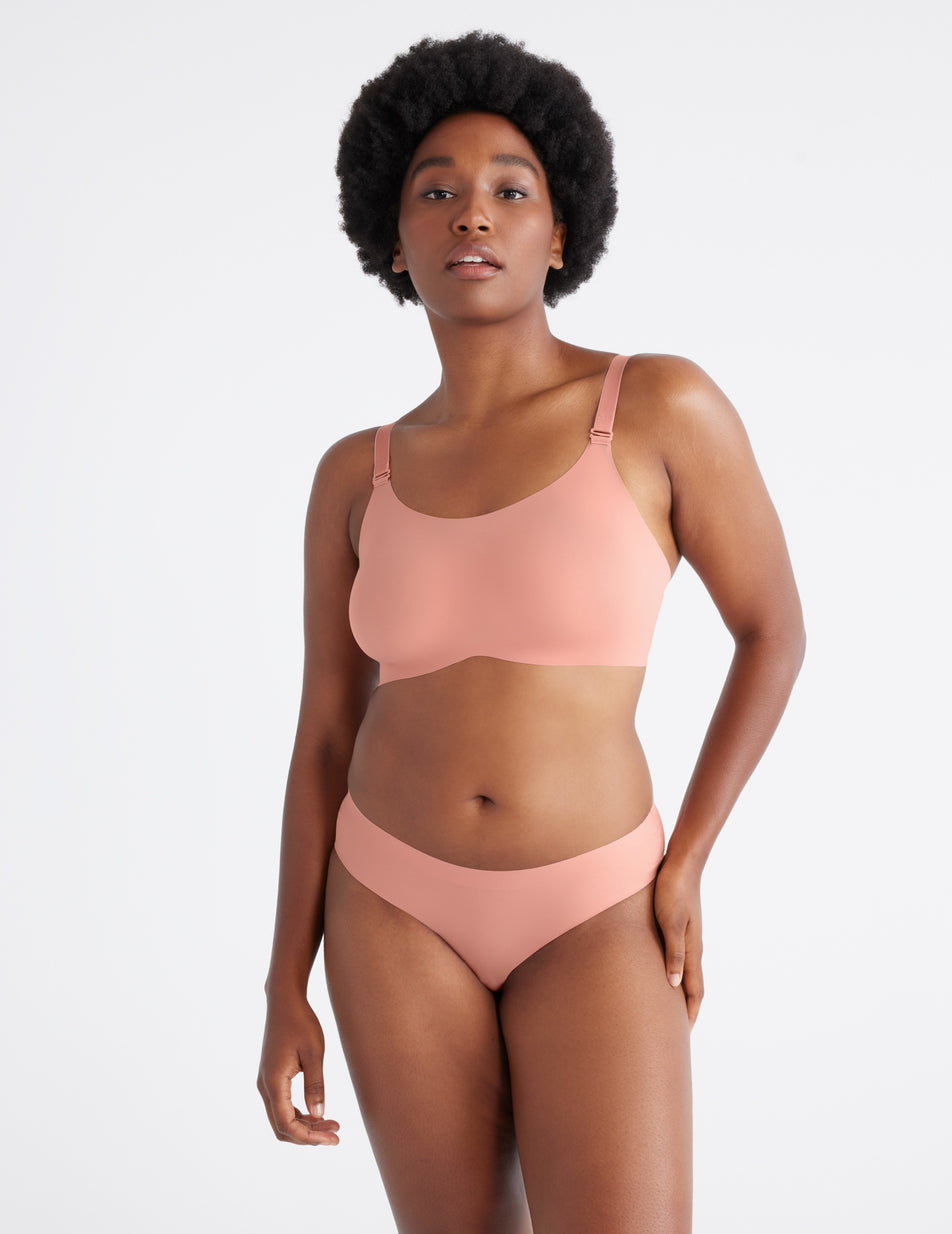 Knix - ☁️HELLO FEBRUARY☁️ Introducing our dreamy new colors: Warm Spice &  Rose Water Available in all of your favorite Knix bras & underwear  including the Padded V-Neck! Click here to shop