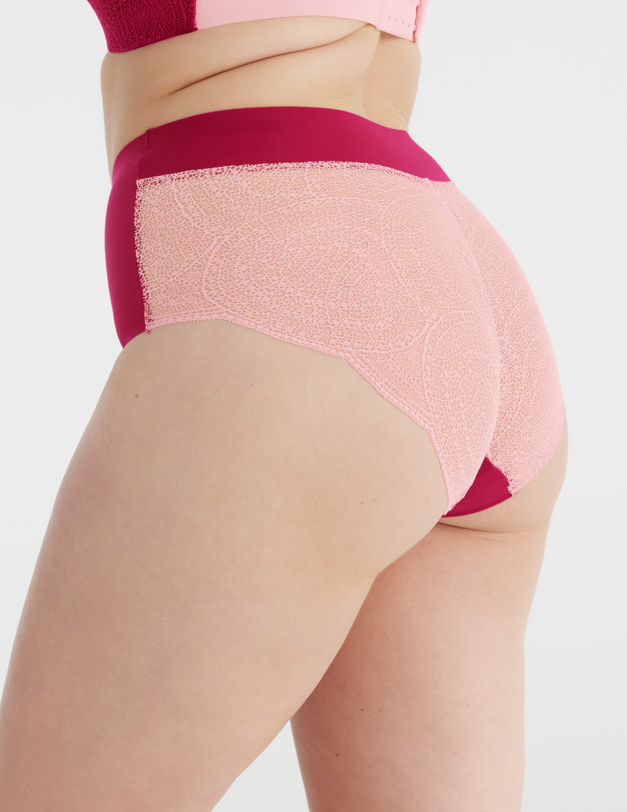 Lace High Leg Thong Panty - Pink peony