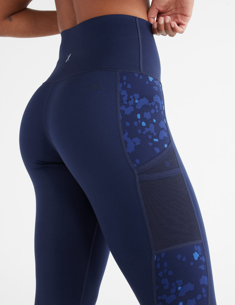 Knix - Coming August 5th  Go with the Flow™️ High Rise Leakproof Legging💧  As part of our new Knix Active Collection, we're introducing HiTouch™️3D  fabric technology leggings — our latest innovation