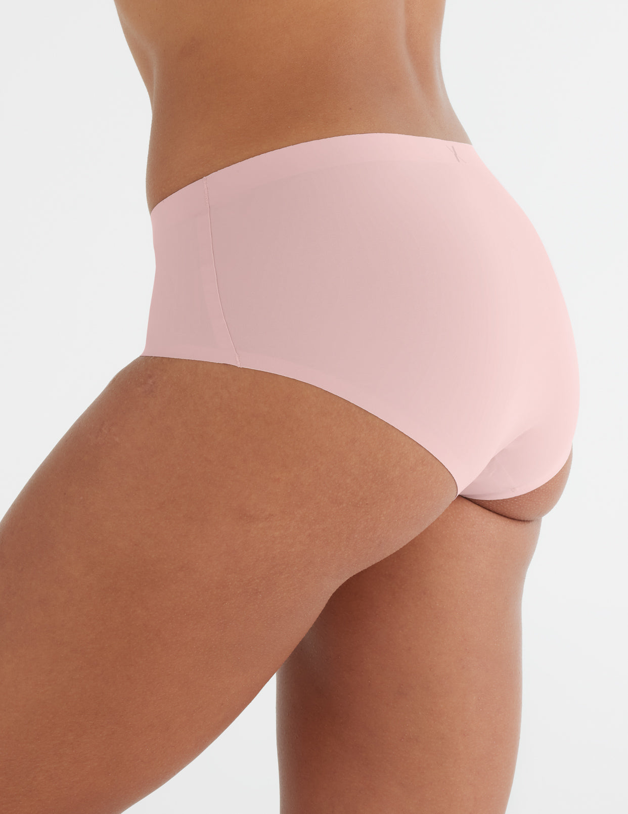 Women's Essentials Seamless Thong, Pink