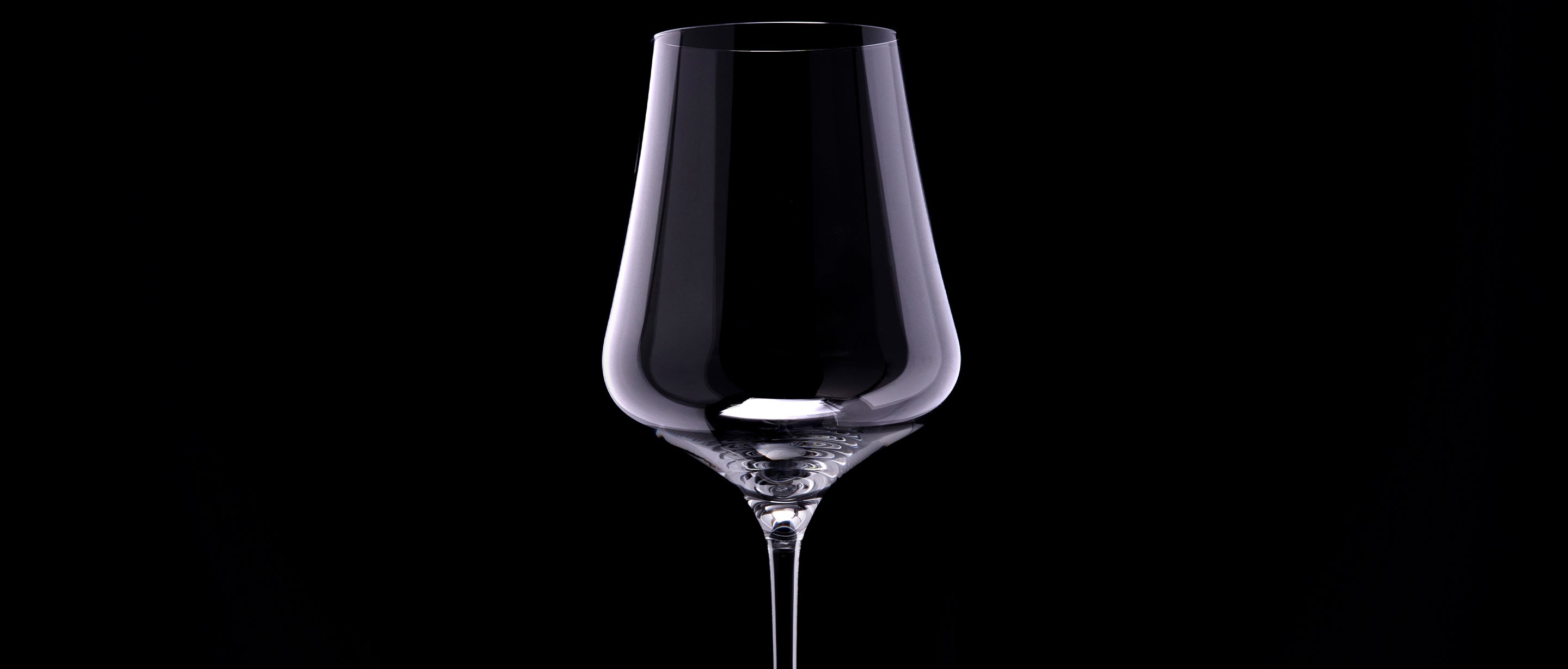 StandArt  |  Machine-Blown Wine Glasses detailed image