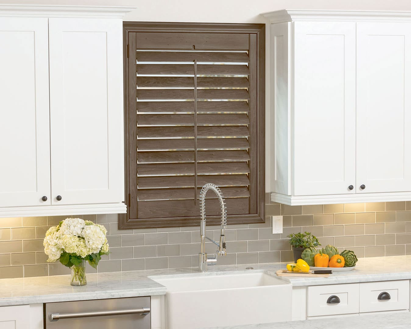 Hunter Douglas Heritance Hardwood Shutters