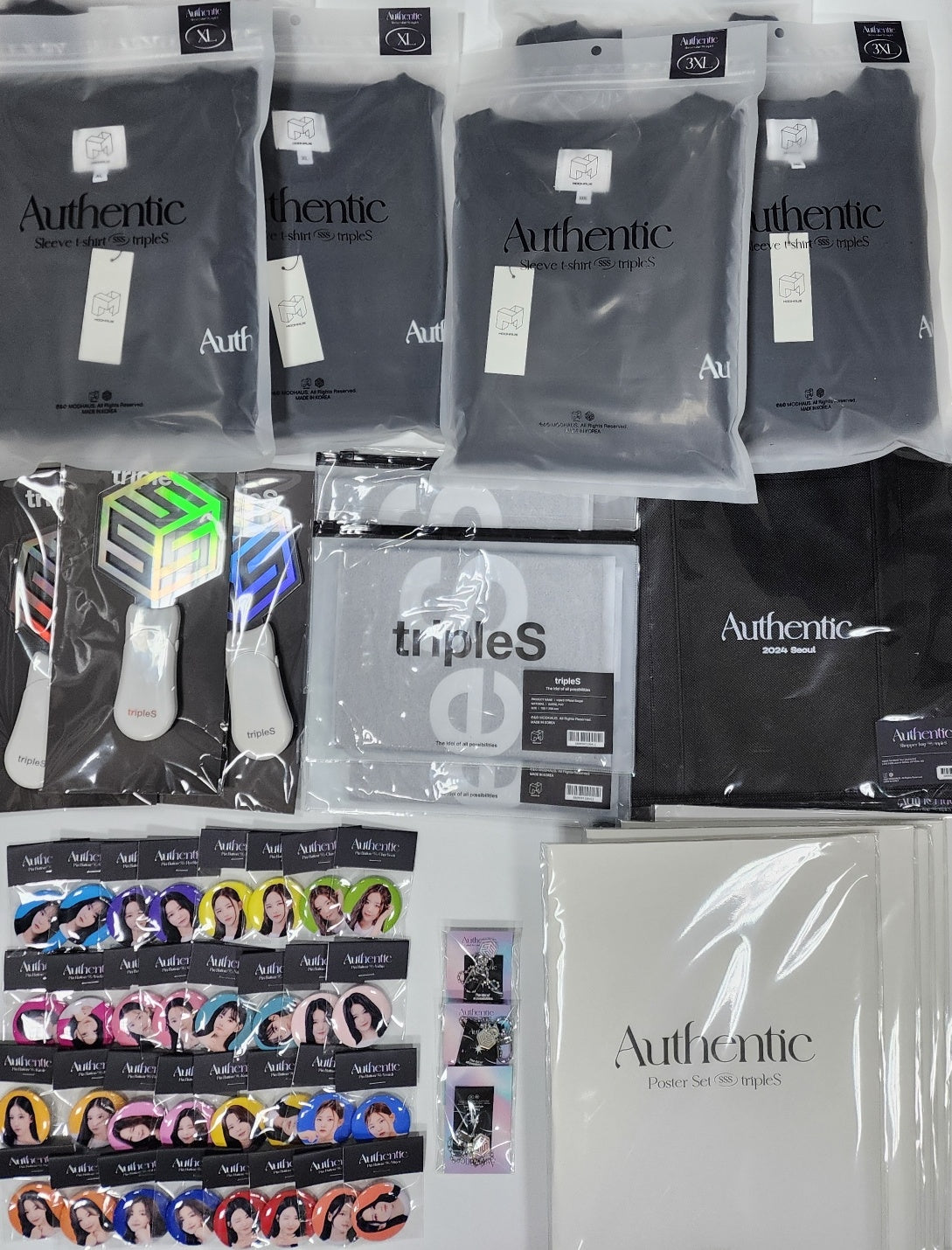 TripleS - 1st World Tour "Authentic" Love Evolution in Seoul Official MD (Light Stick, Slogan, Sleeve T-Shirt, Pin Button, Poster Set, Label Keyring, Shopper Bag) [24.2.5]