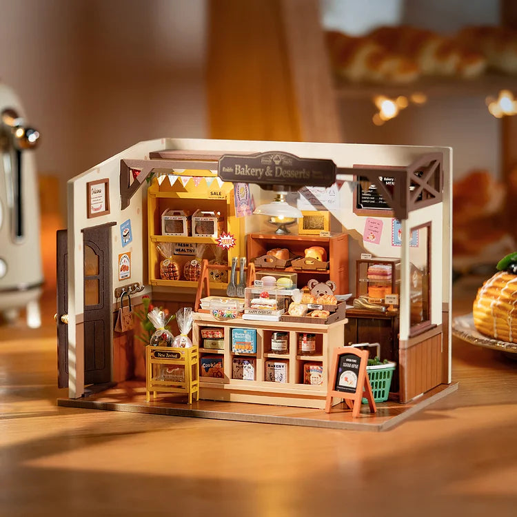 Maison miniature à monter soi-même Rolife Becka's Baking House DG161 | Robotime Online