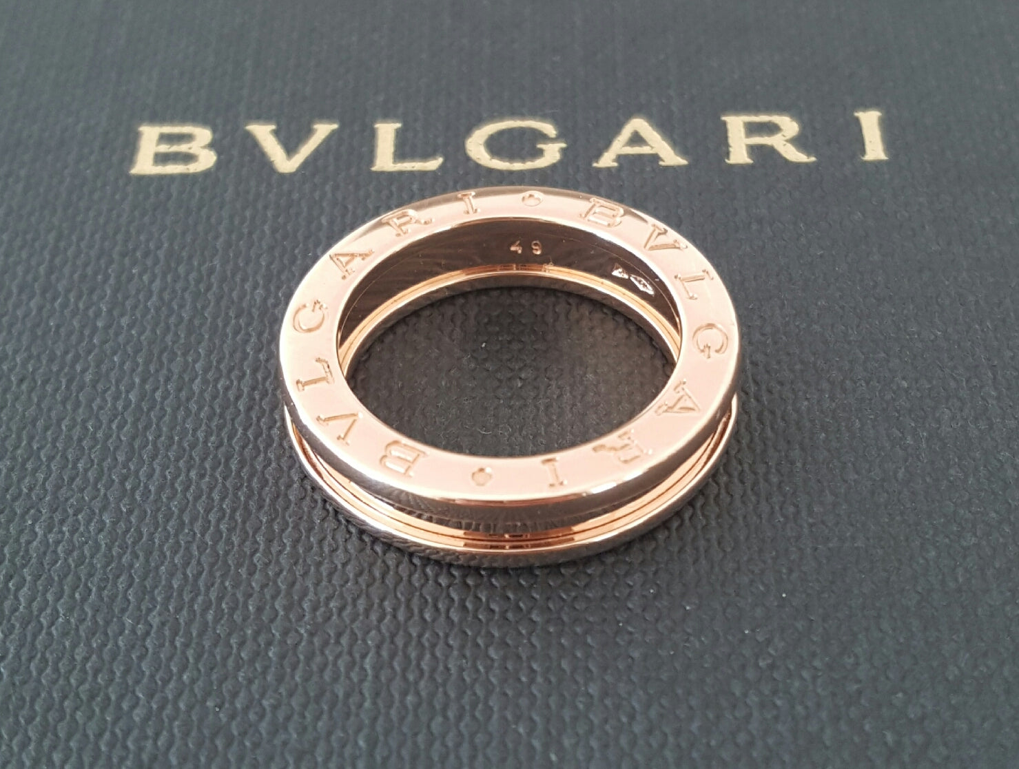 Bulgari Bvlgari BZero1 1 Band Ring in 18ct Rose Gold Ring REF: AN85242 –  Catherine Trenton Jewellery