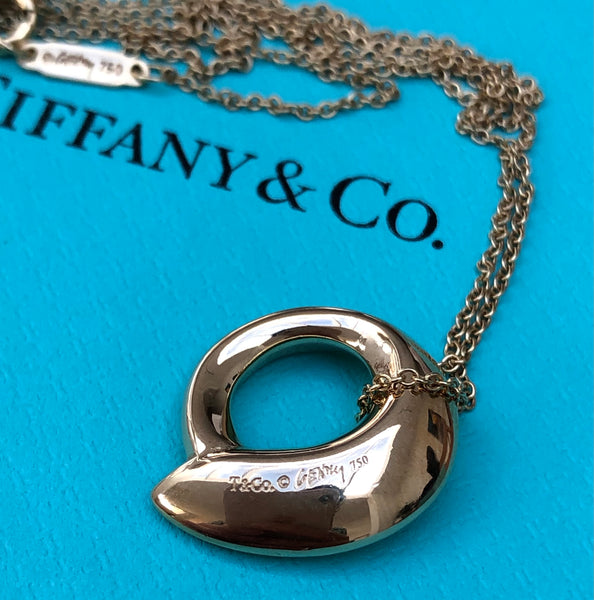 Tiffany & Co. Vintage Frank Gehry Circle Fish Pendant Necklace 18ct Ye ...