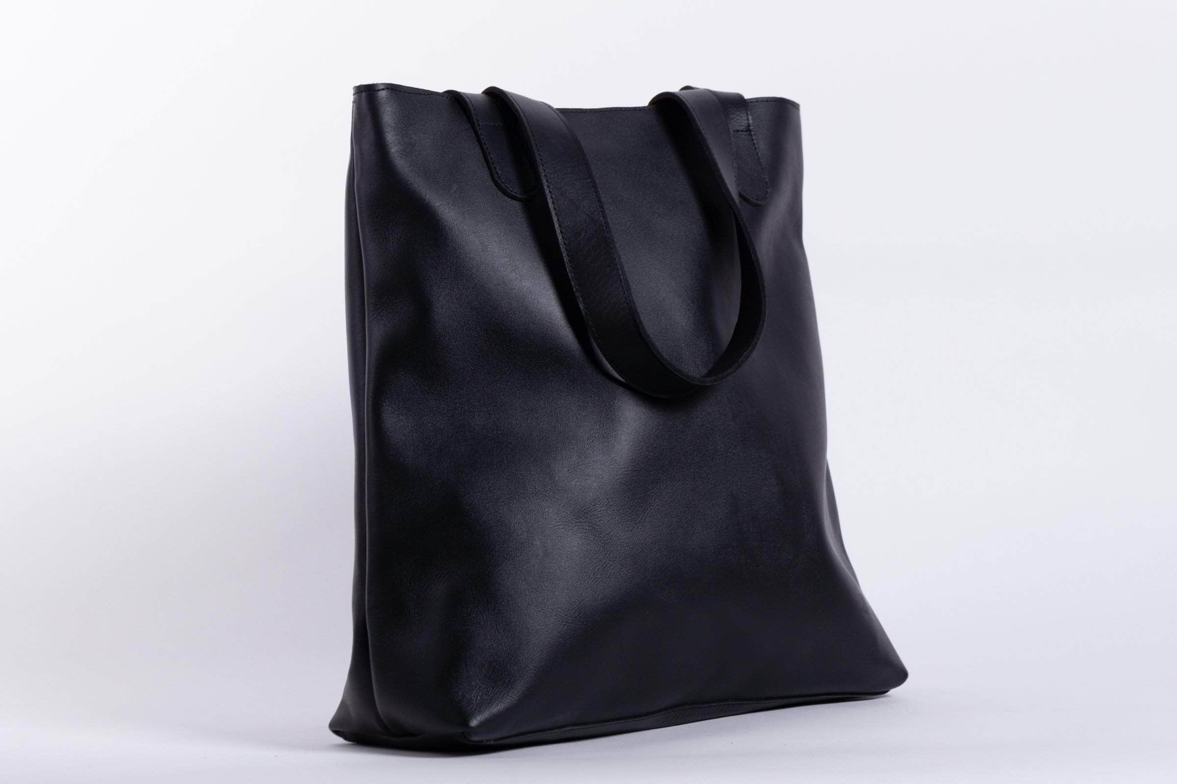 Buy COACH Women Black Messenger Bag Black Online @ Best Price in India |  Flipkart.com