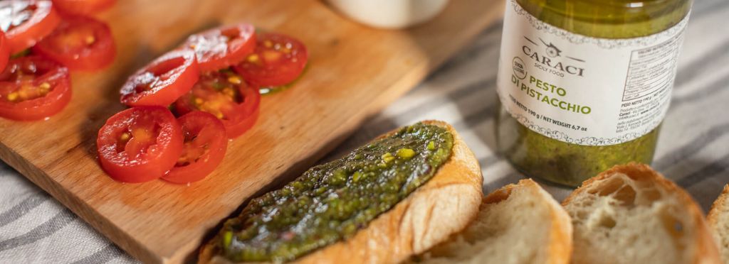 pesto di pistacchio caraci sicily food bronte