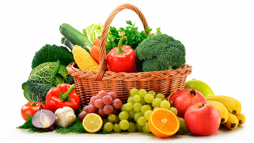 Syö monenlaisia hedelmiä, vihanneksia, linssejä ja papuja