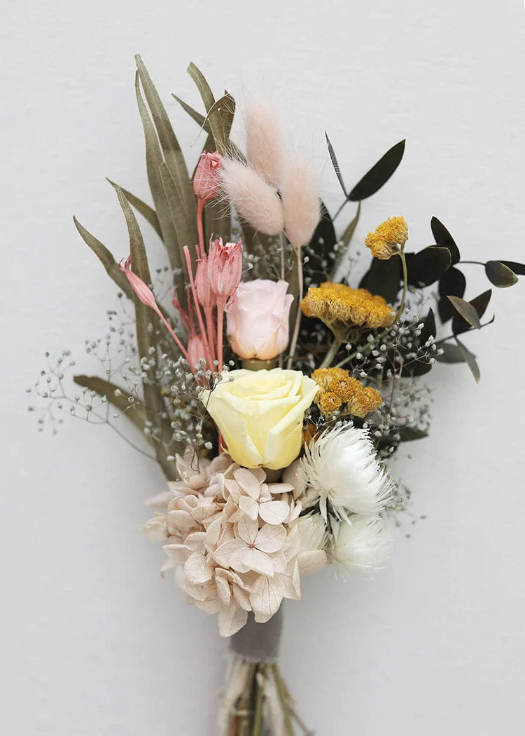 Dried Flowers Vs Fresh Flowers – Which One Should You Choose