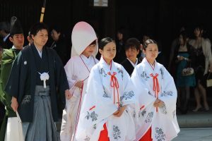 Japanese wedding wearing kimonos 
