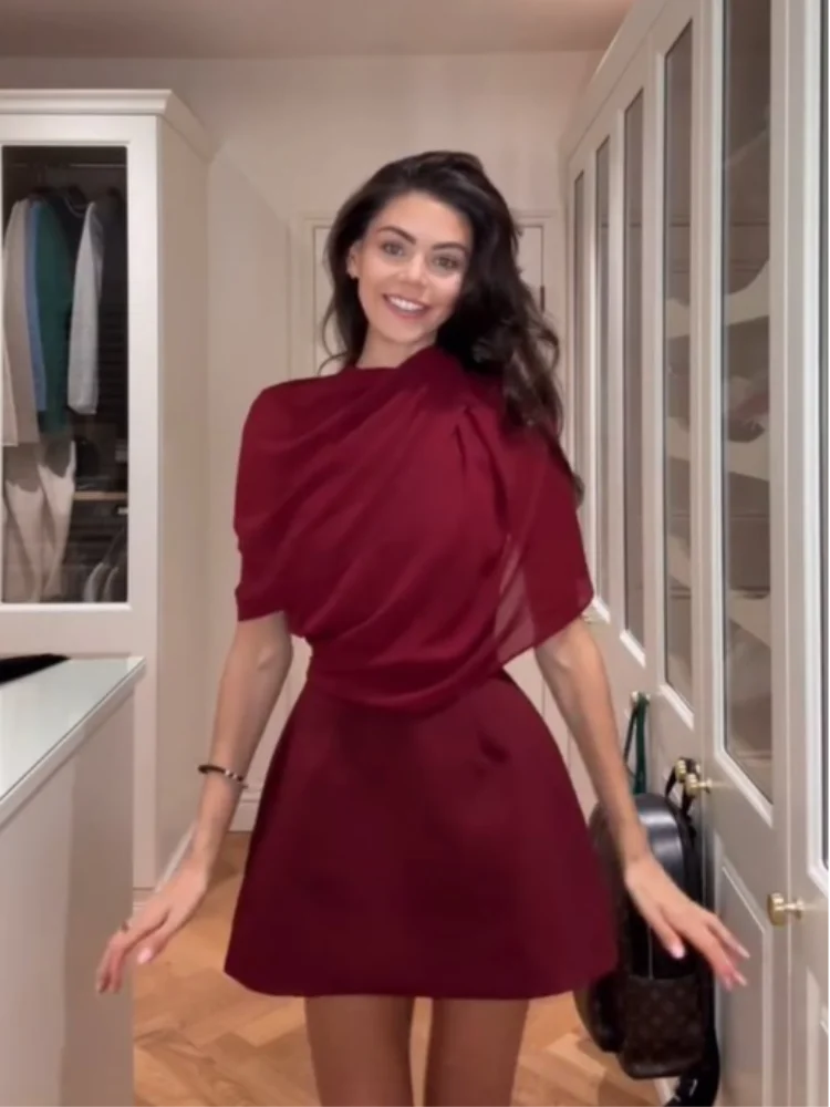 Elegant Backless Burgundy Mini Dress for Parties