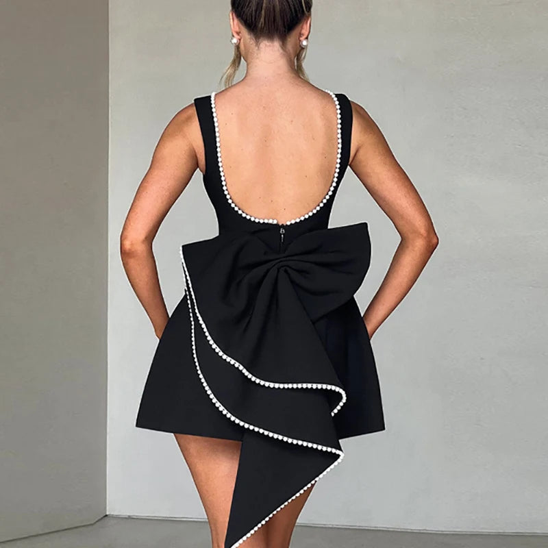 01 Black