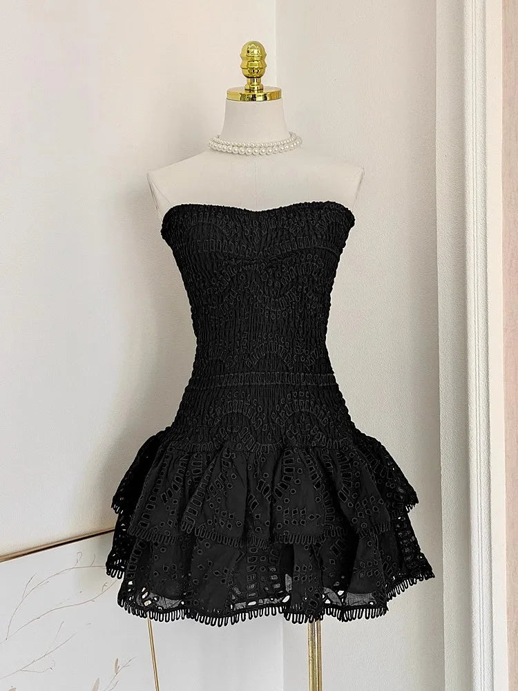 5712 black