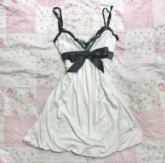 White 4