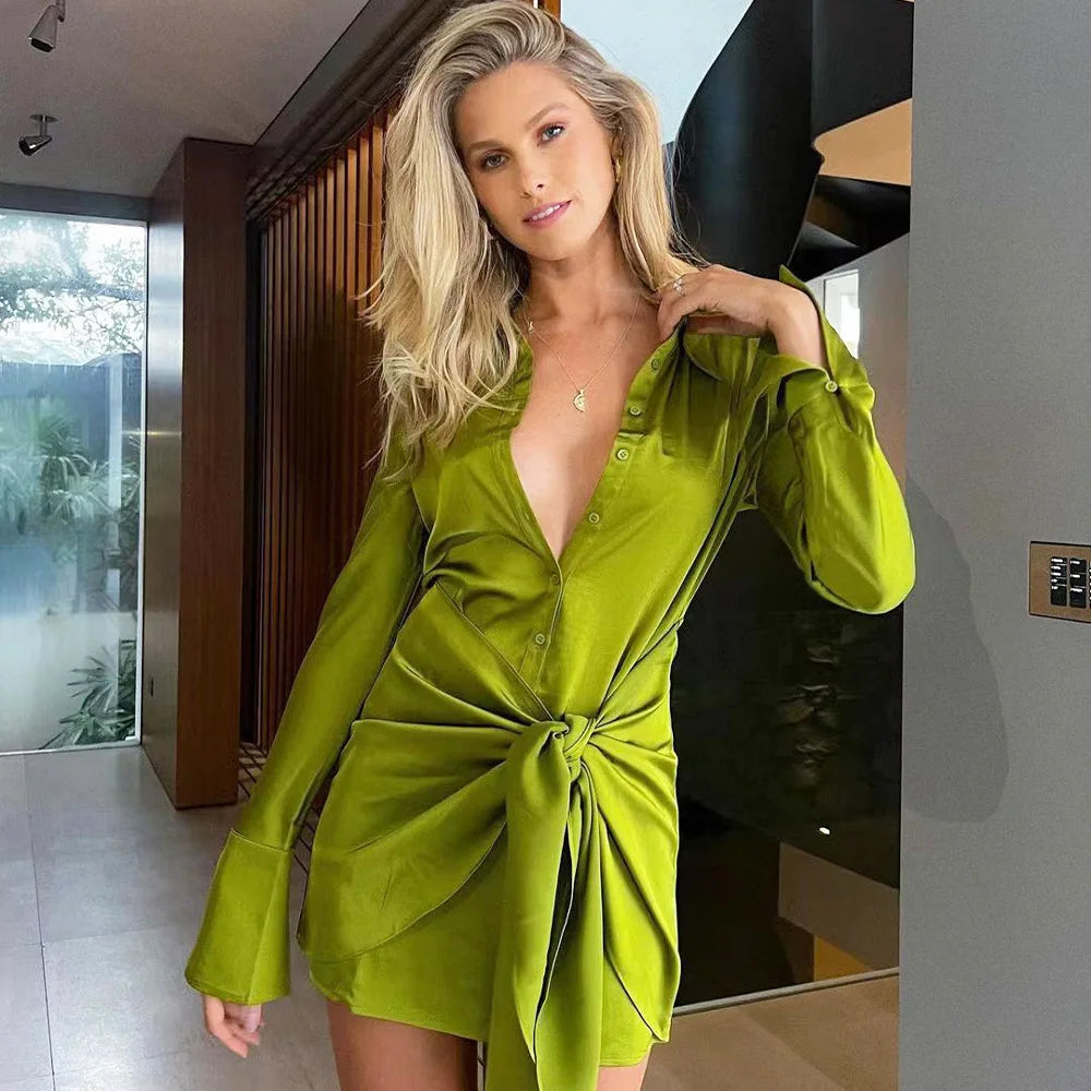 Chic Mini Dress for Elegant Office Style