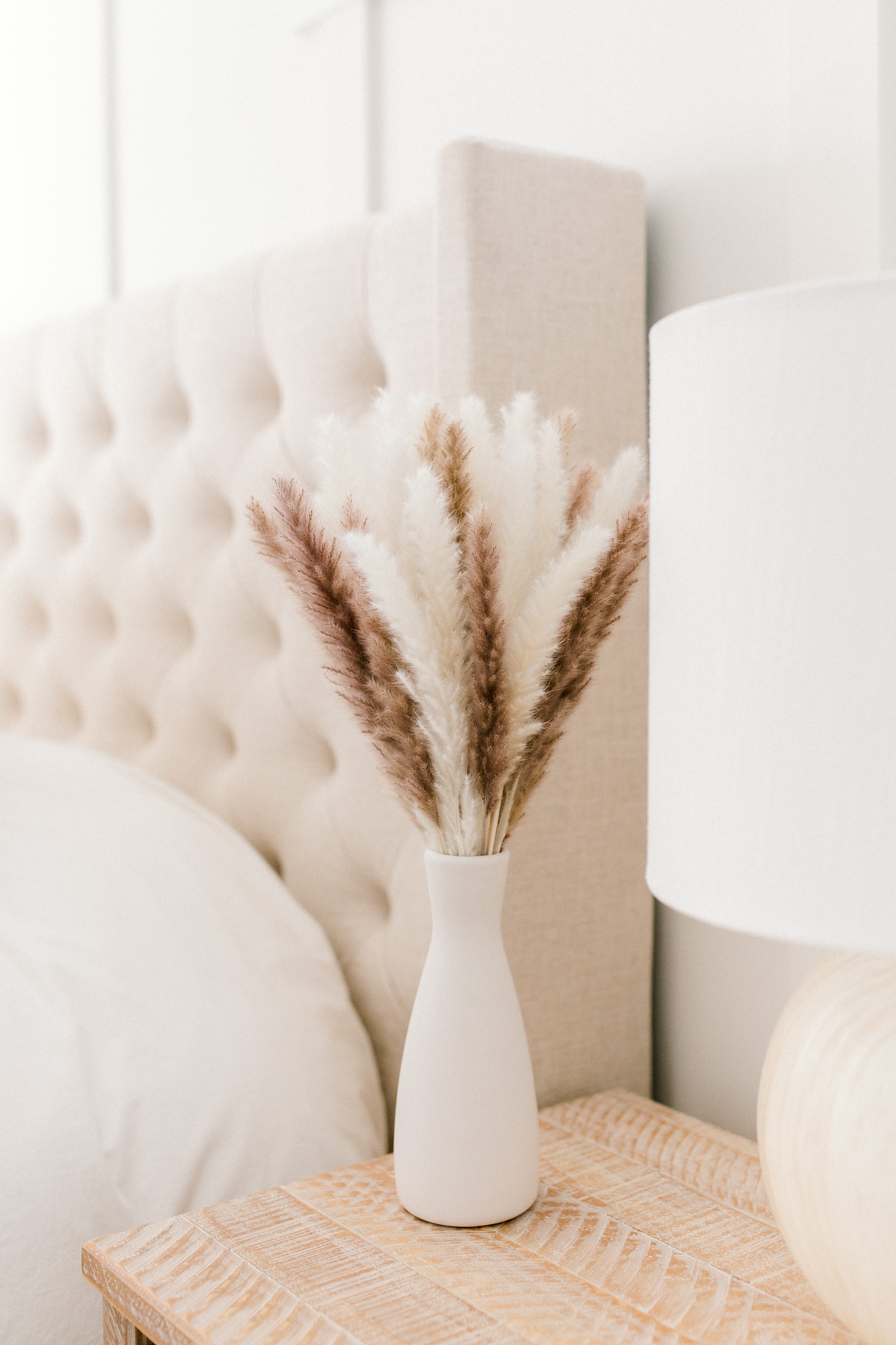 Pampas Grass Décor For Small Vase (60 Pcs Bundle) - Bella Dian product image