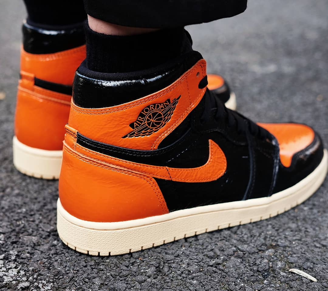 jordan 1 orange youth