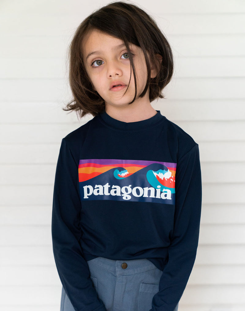 Patagonia Boy's Long Sleeve Cap Cool Daily T-Shirt in New Navy