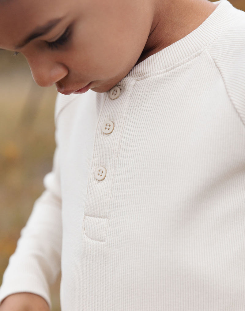 Noble Organic Rib Long-Sleeve Henley in Oat Milk