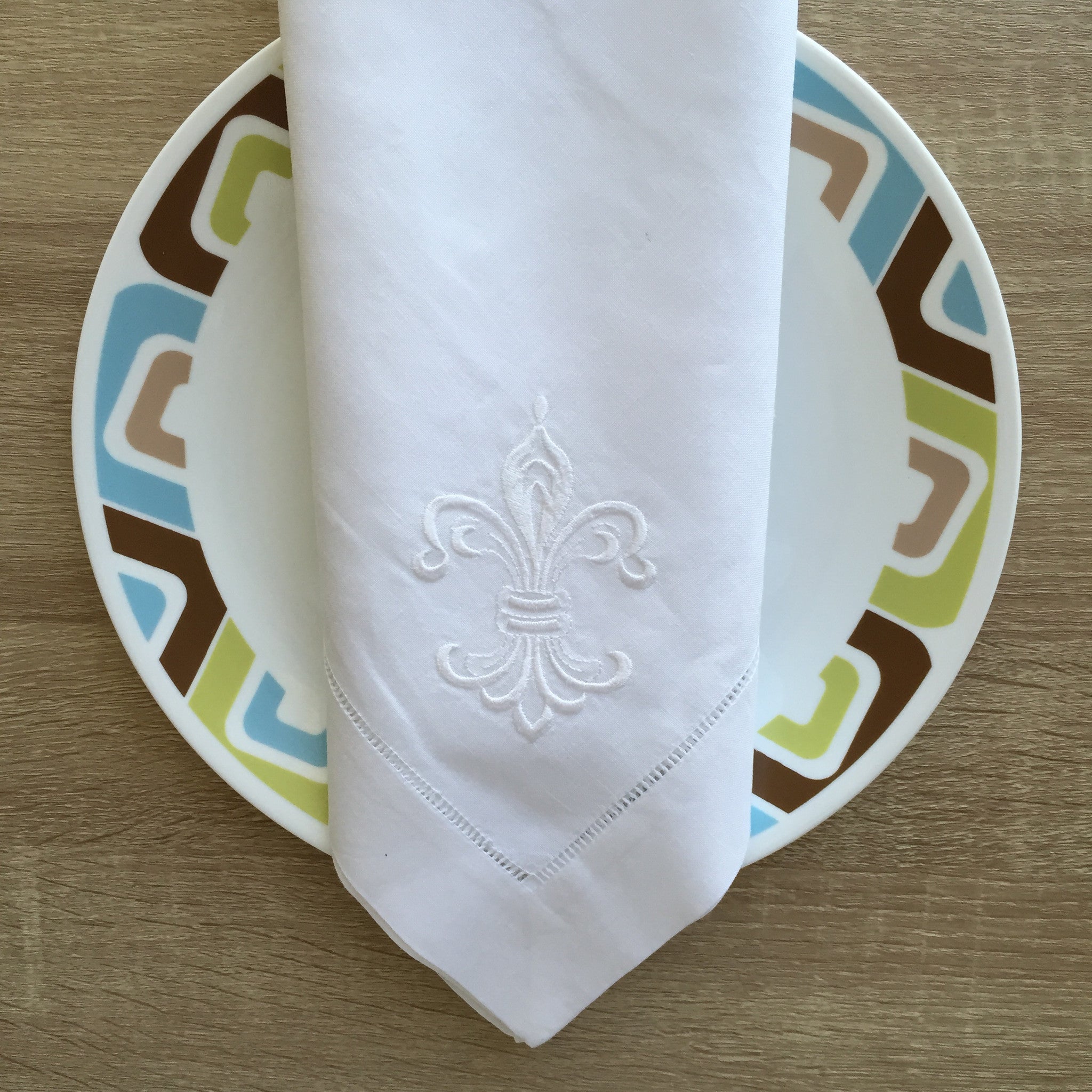 Fleur De Lys Hemstitch Dinner Napkin White 22 Inch