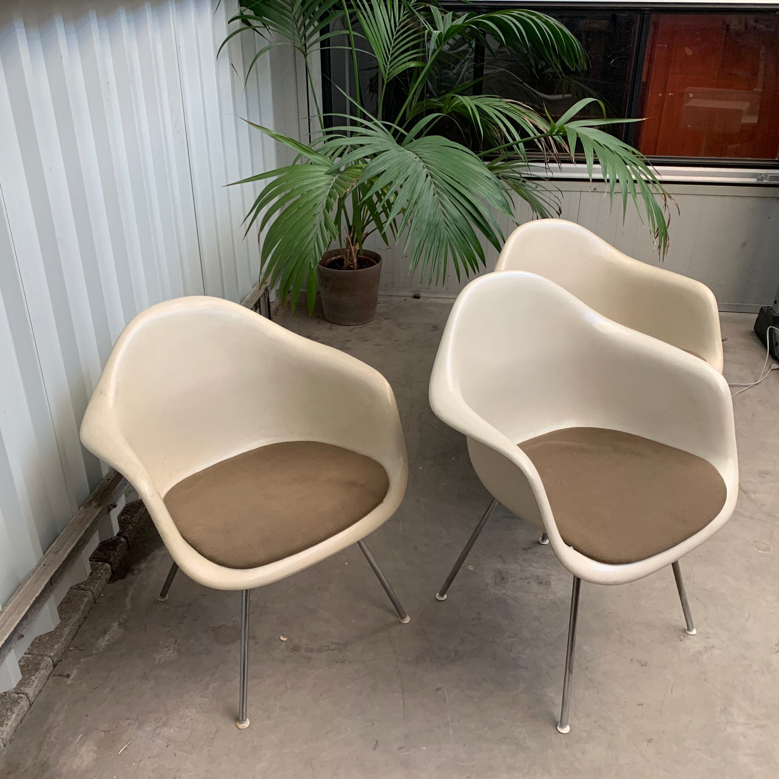 Manier heilig binnenkomst 3 x VITRA Herman Miller EAMES DAX Chairs – Jurrienz