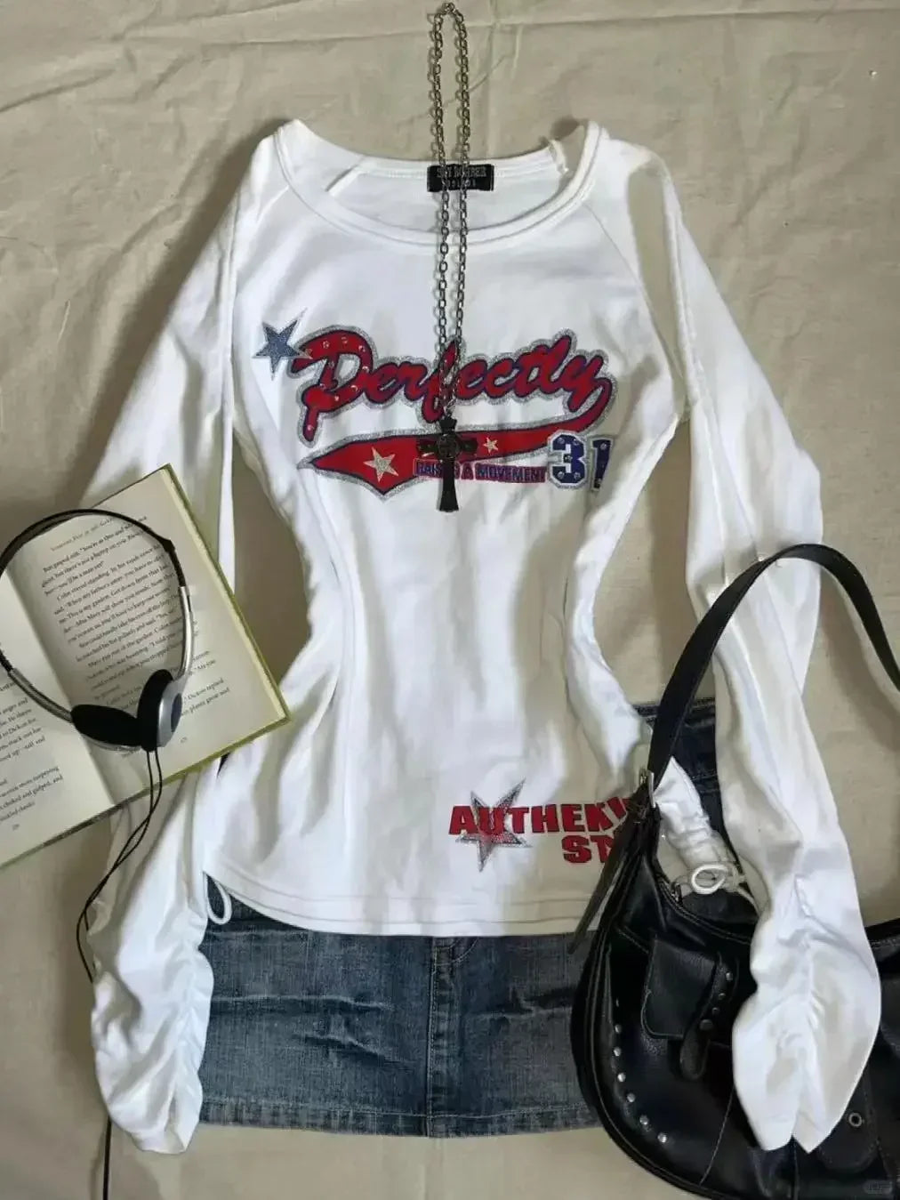 2000s American Vintage Gothic Black Women T-shirts Punk Style Graphic Grunge Tshirts Harajuku Y2k Long Sleeve Tops Streetwear