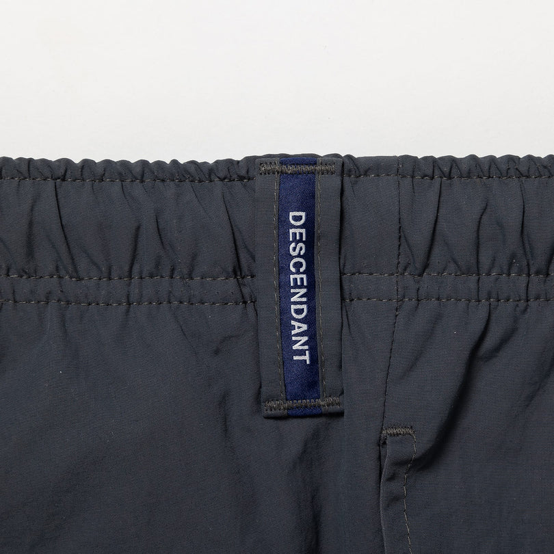 ひし型 DESCENDANT WHARF NYLON TROUSERS\n通常価格28 | www.tegdarco.com