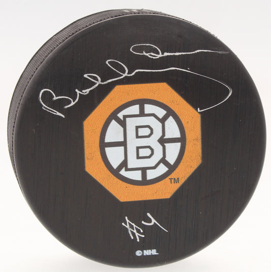 Bobby Orr Signed Boston Bruins Flying Goal Logo Hockey Puck (Bobby Orr –