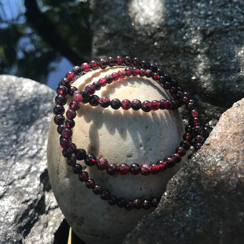 Everything_Soulful_garnet_Bracelet