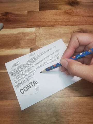 writing message on card