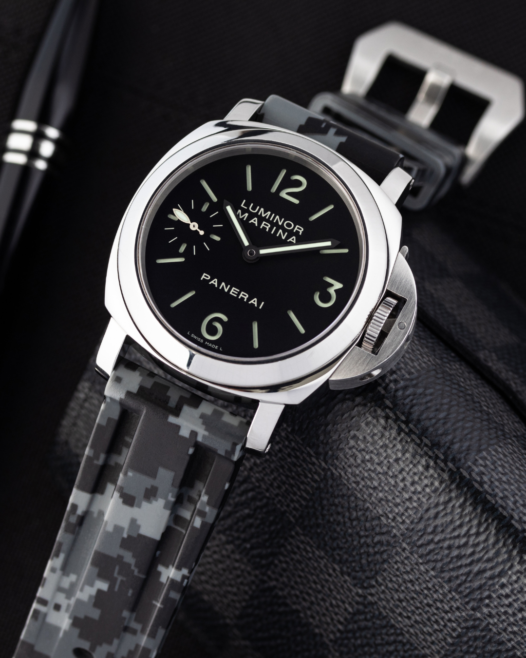 Panerai Luminor with straps by Horus