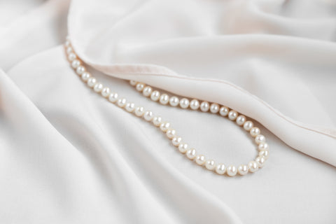 Know Your Pearls: Types of Pearls & Where They Come From