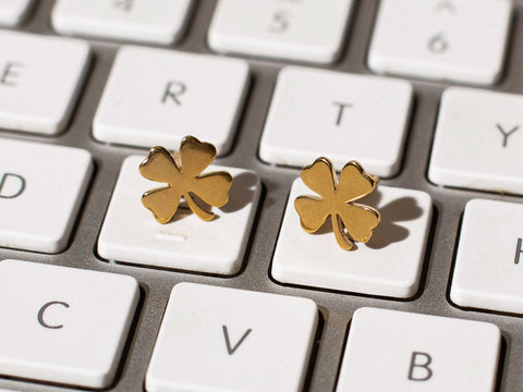 Gold clover earrings