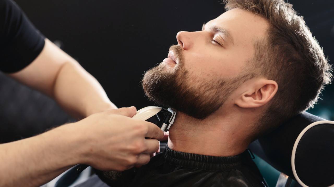 How To Trim Beard Neckline (Step By Step)