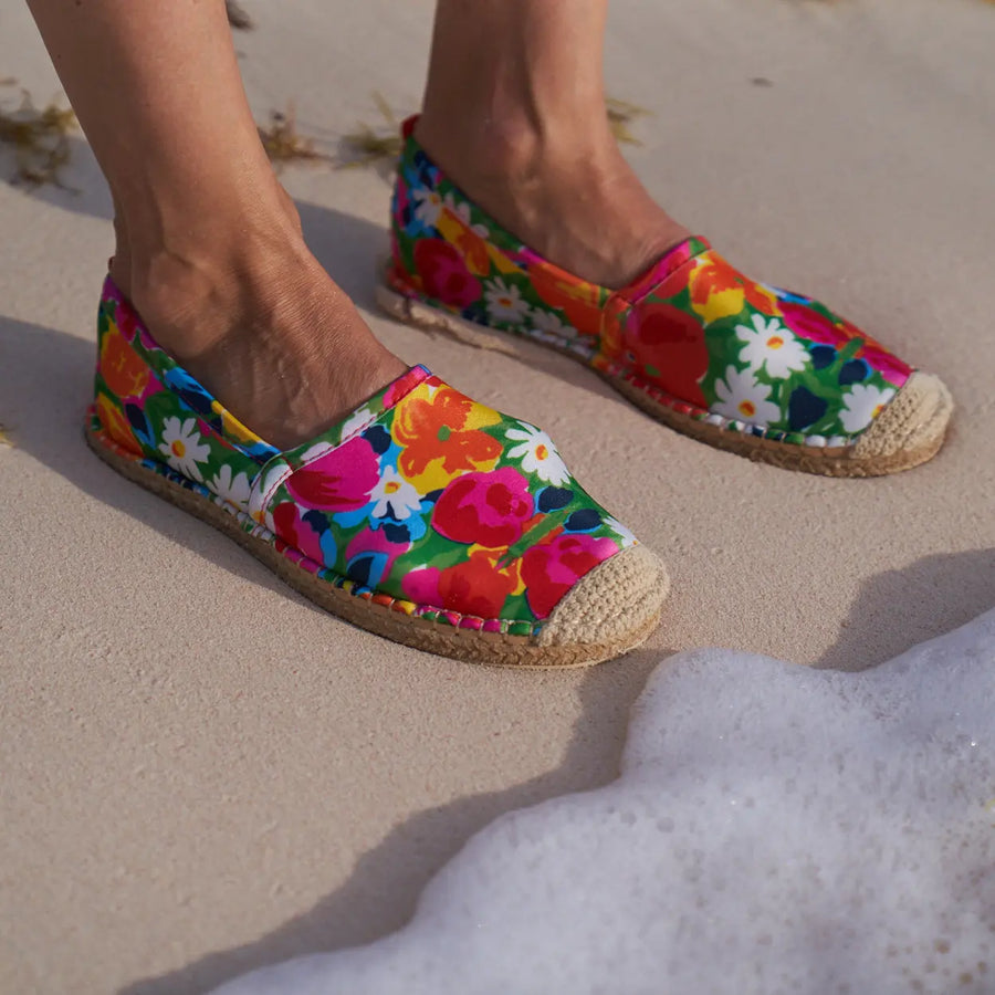 Ordsprog at se at tilbagetrække Womens Floral Espadrille: The Beachcomber | Sea Star Beachwear