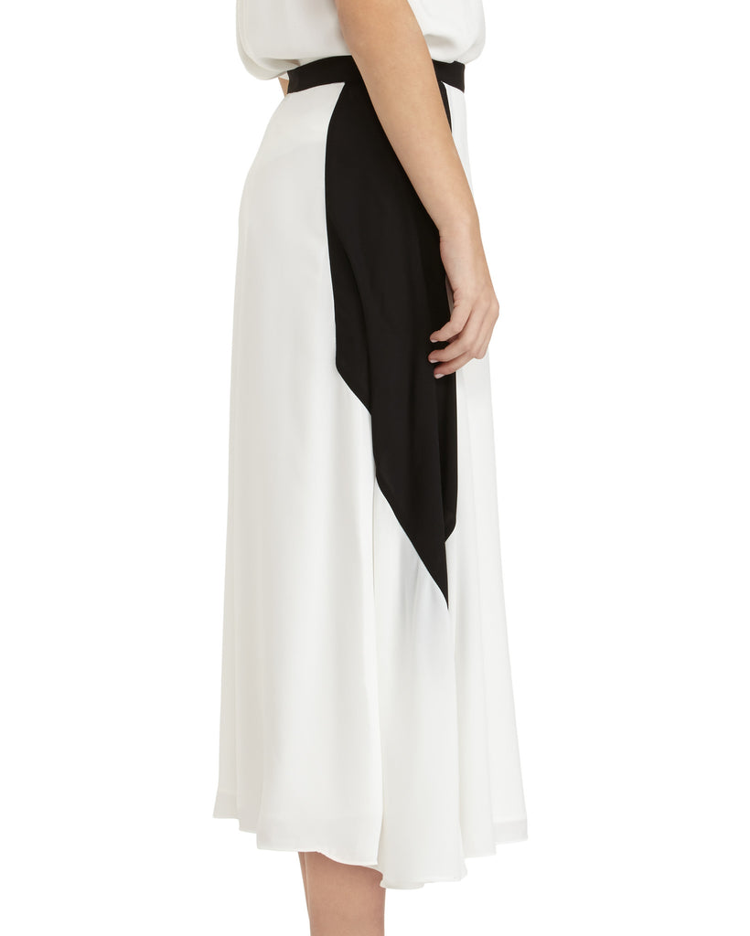 MYNE Storm Skirt | White with Black Contrast Sides – SAANS