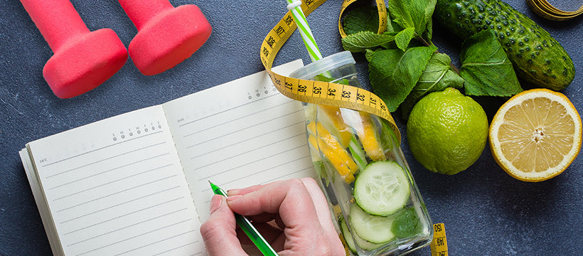 Green apple and few exercise equipments