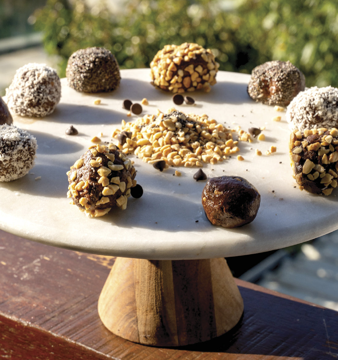 No Bake Chocolate Protein Balls - BN Healthy