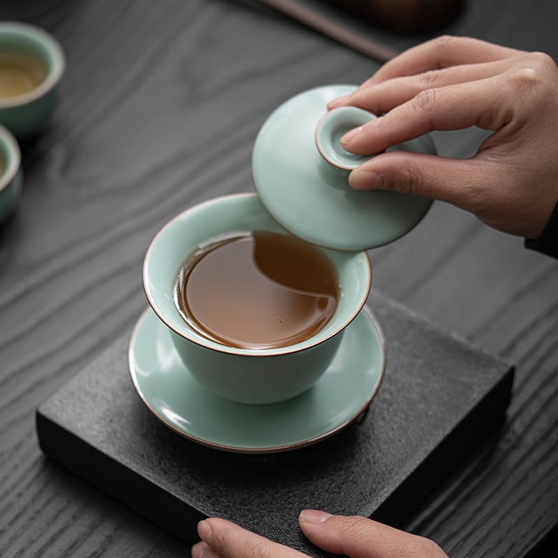 Ru-Kiln Cyan Crackle Glaze Porcelain Gaiwan Tea Set