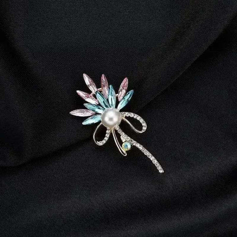 floral alloy brooch elegance