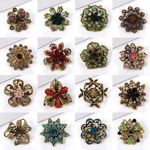collection of alloy rhinestone small pin brooch