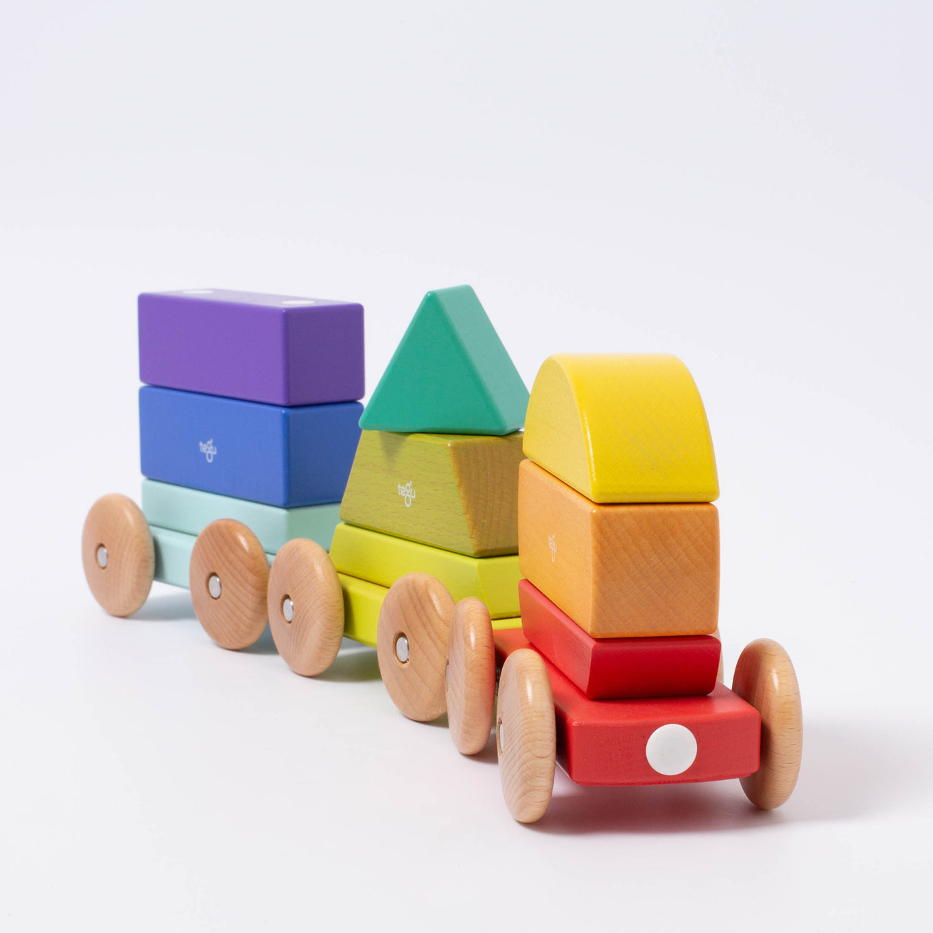 tegu magnetic train