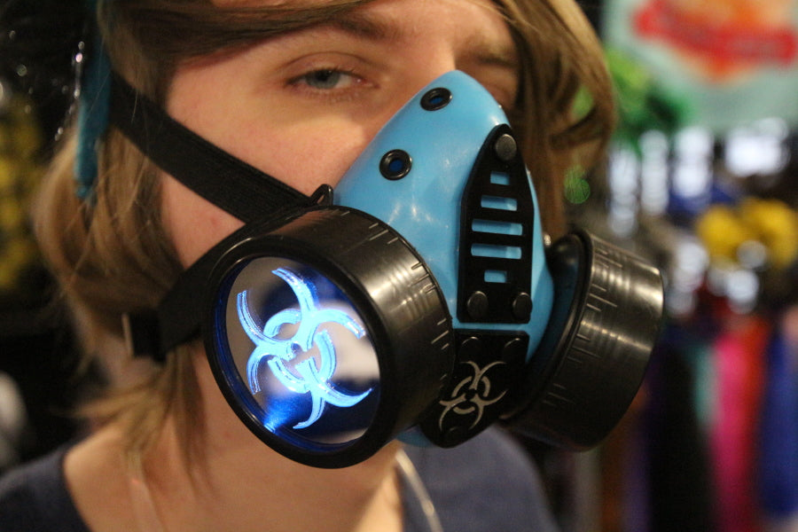 Winkwag veteran Zane showing off the electronic respirator.