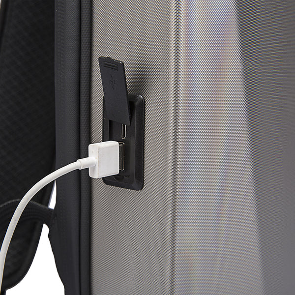 Bange Hardshell keményfedeles hátizsák USB töltővel
