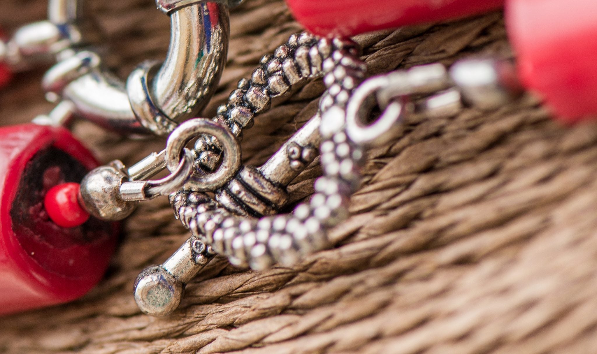 8 Types of Jewelry Clasps to Keep Your Gems Safe & Secure