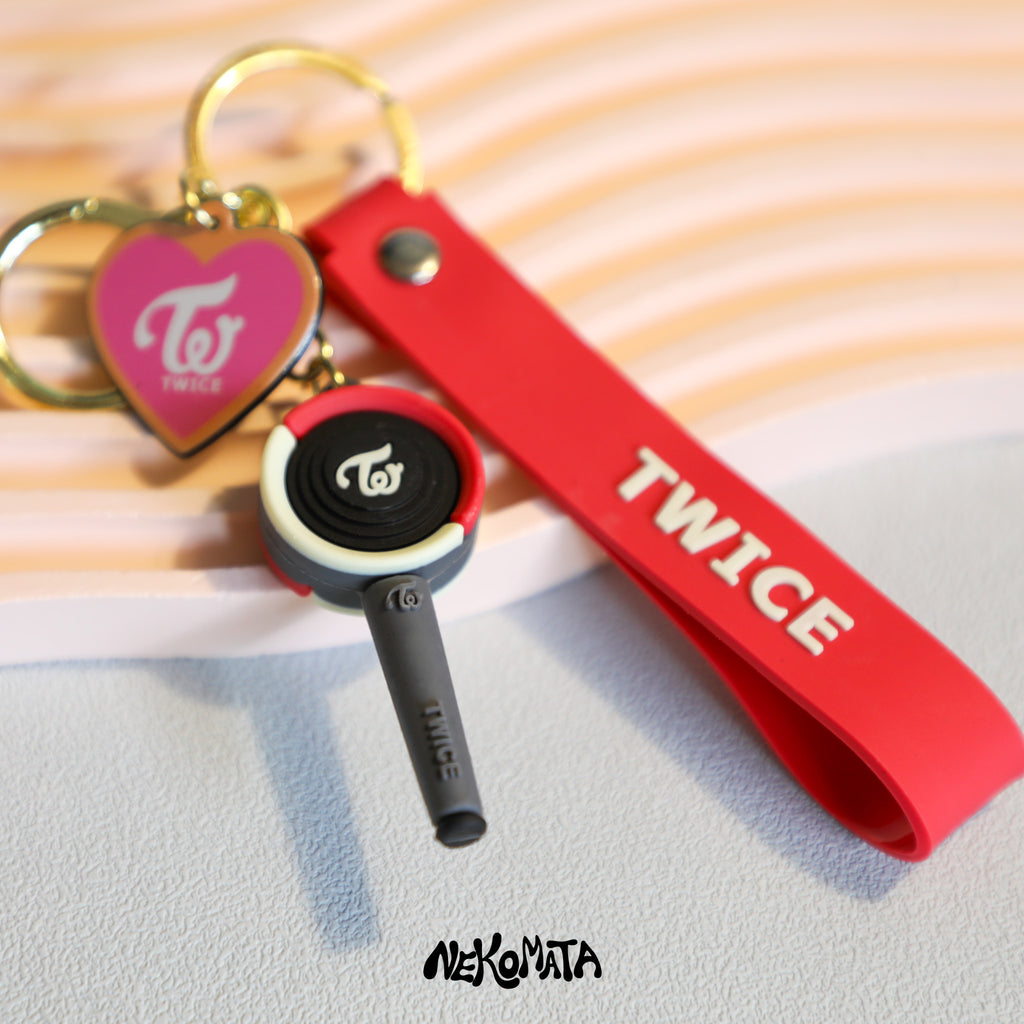 6€25 sur Porte-clés Blackpink Lisa 11.5 cm - Porte clef - Achat